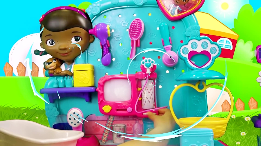 اسباب بازی ها و خانواده مهربان - بازی ساشا و مکس با گربه بامزه و سگ مهربون